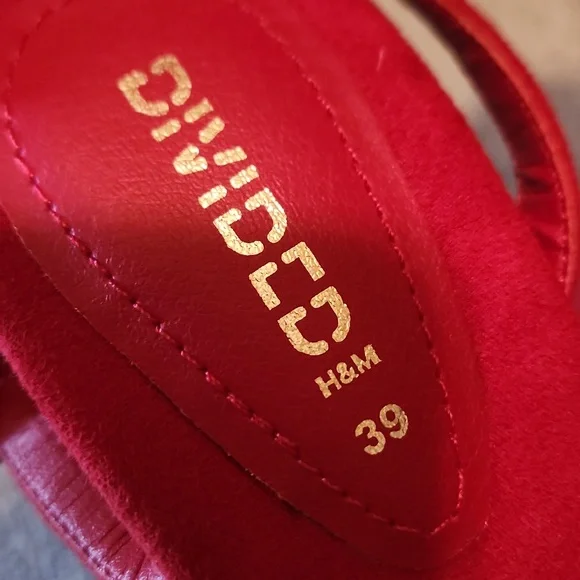 Divided By H&M Red Suade Like Stiletto Heels Size 39 - Picture 2 of 8